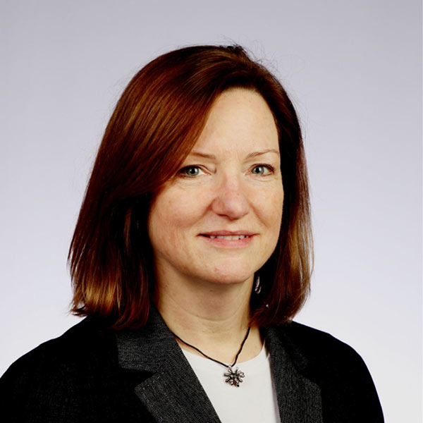 Headshot of Anne Reilly